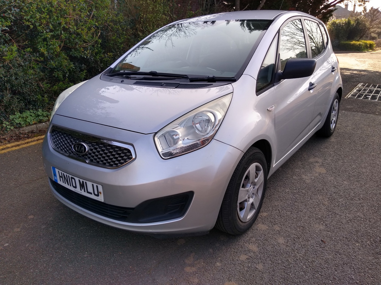 Used Kia Venga 2010 for sale - 77763751: Photo 2