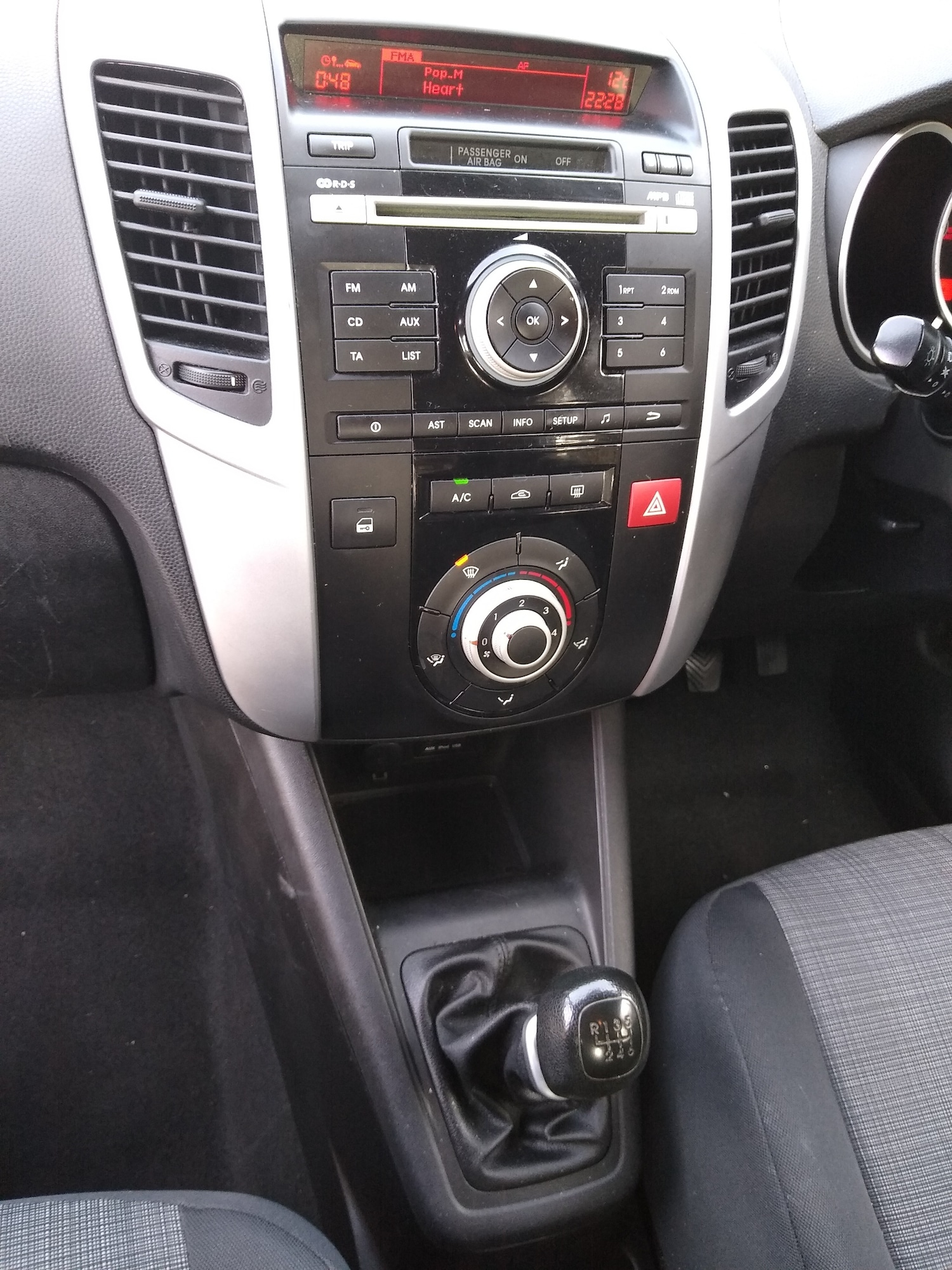 Used Kia Venga 2010 for sale - 77763751: Photo 24