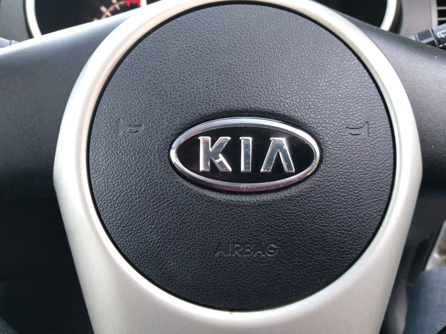 Used Kia Venga 2010 for sale - 77763751: Photo 34