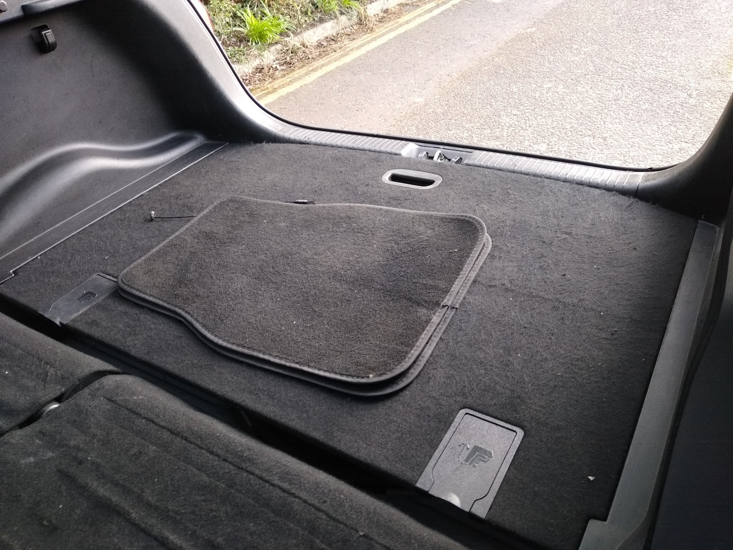 Used Kia Venga 2010 for sale - 77763751: Photo 59