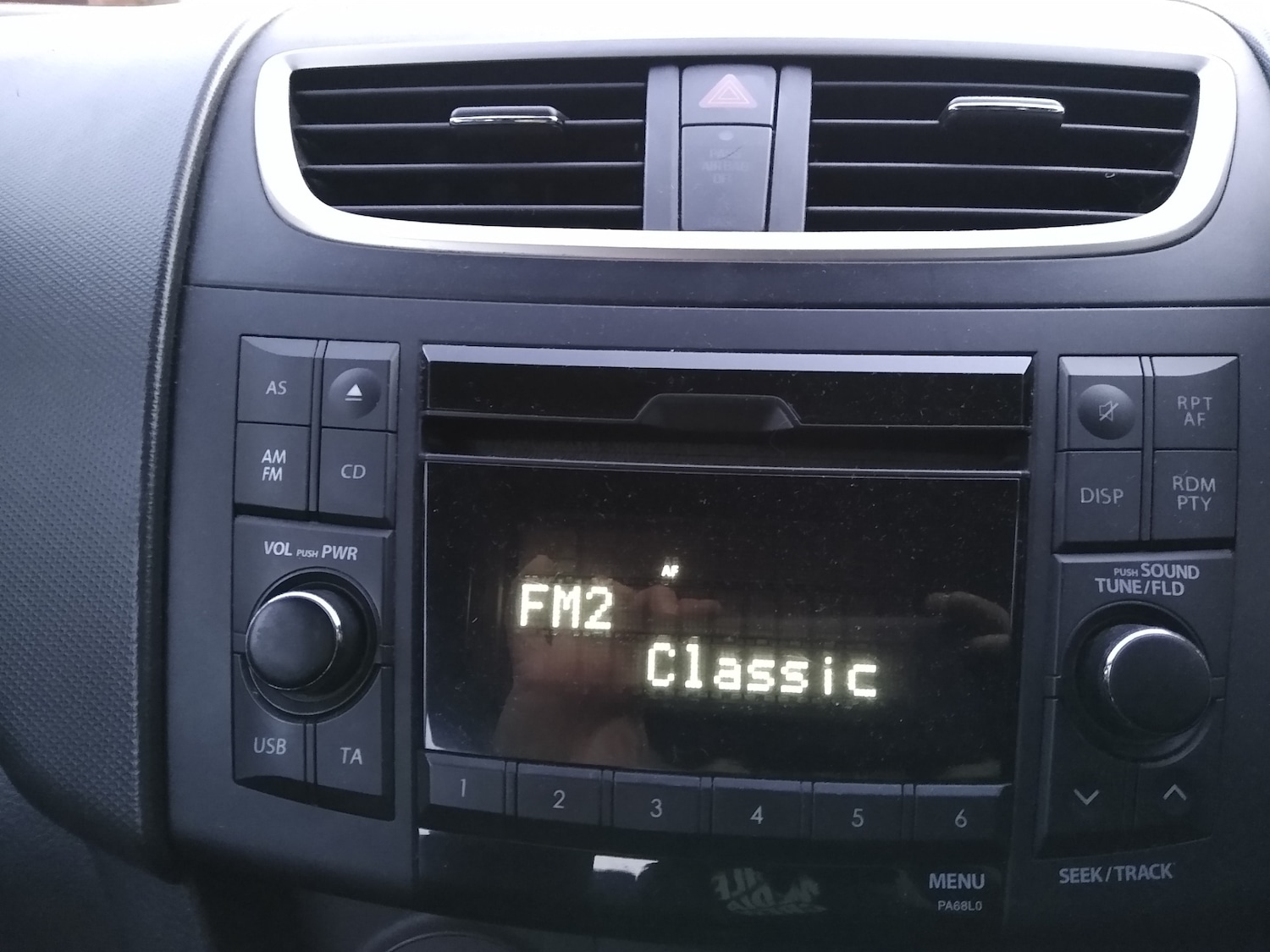 Used Suzuki Swift 2012 for sale - 76817951: Photo 16