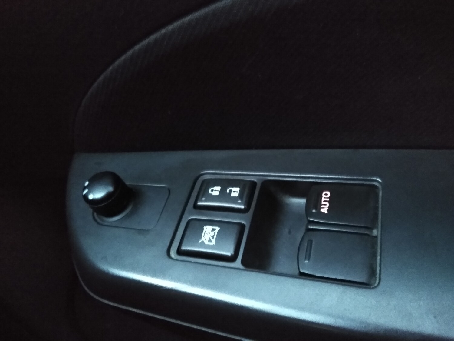 Used Suzuki Swift 2012 for sale - 76817951: Photo 17