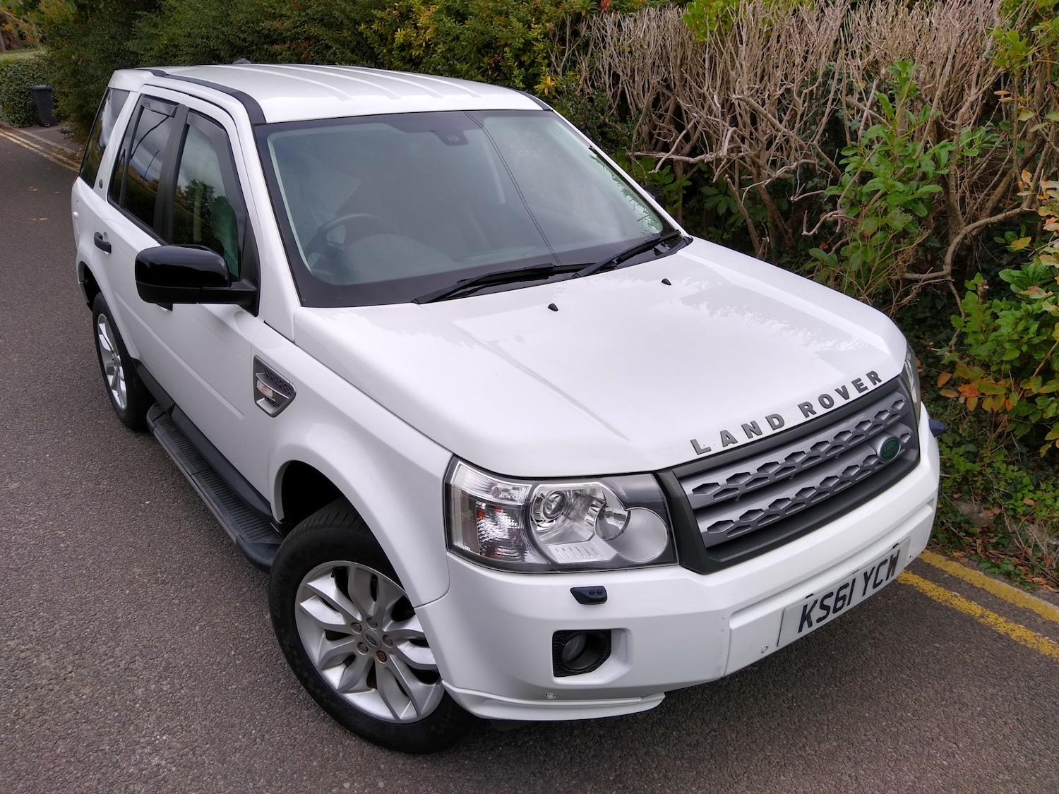 Used Land Rover Freelander 2012 for sale - 76243277: Photo 2