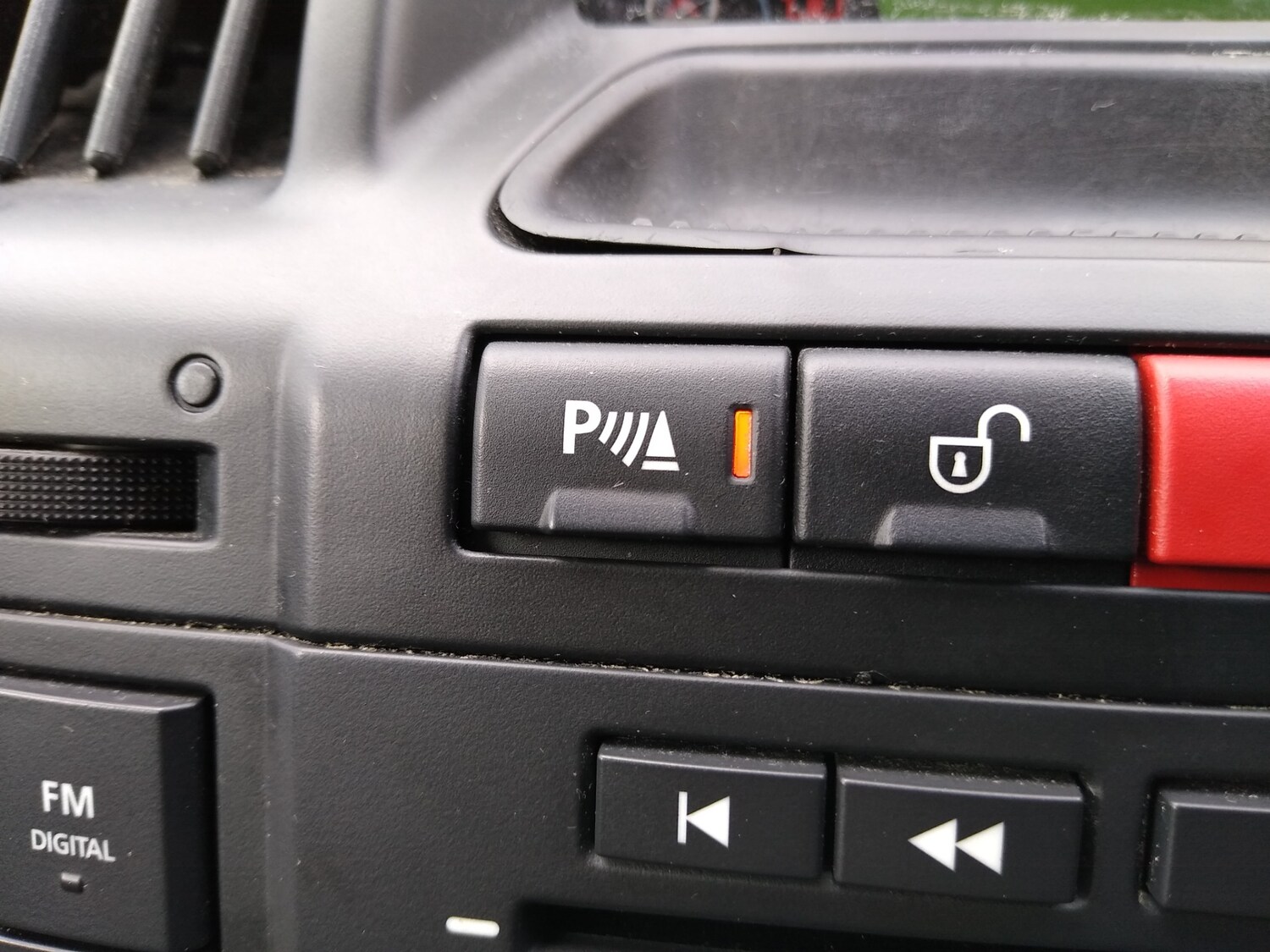 Used Land Rover Freelander 2012 for sale - 76243277: Photo 26