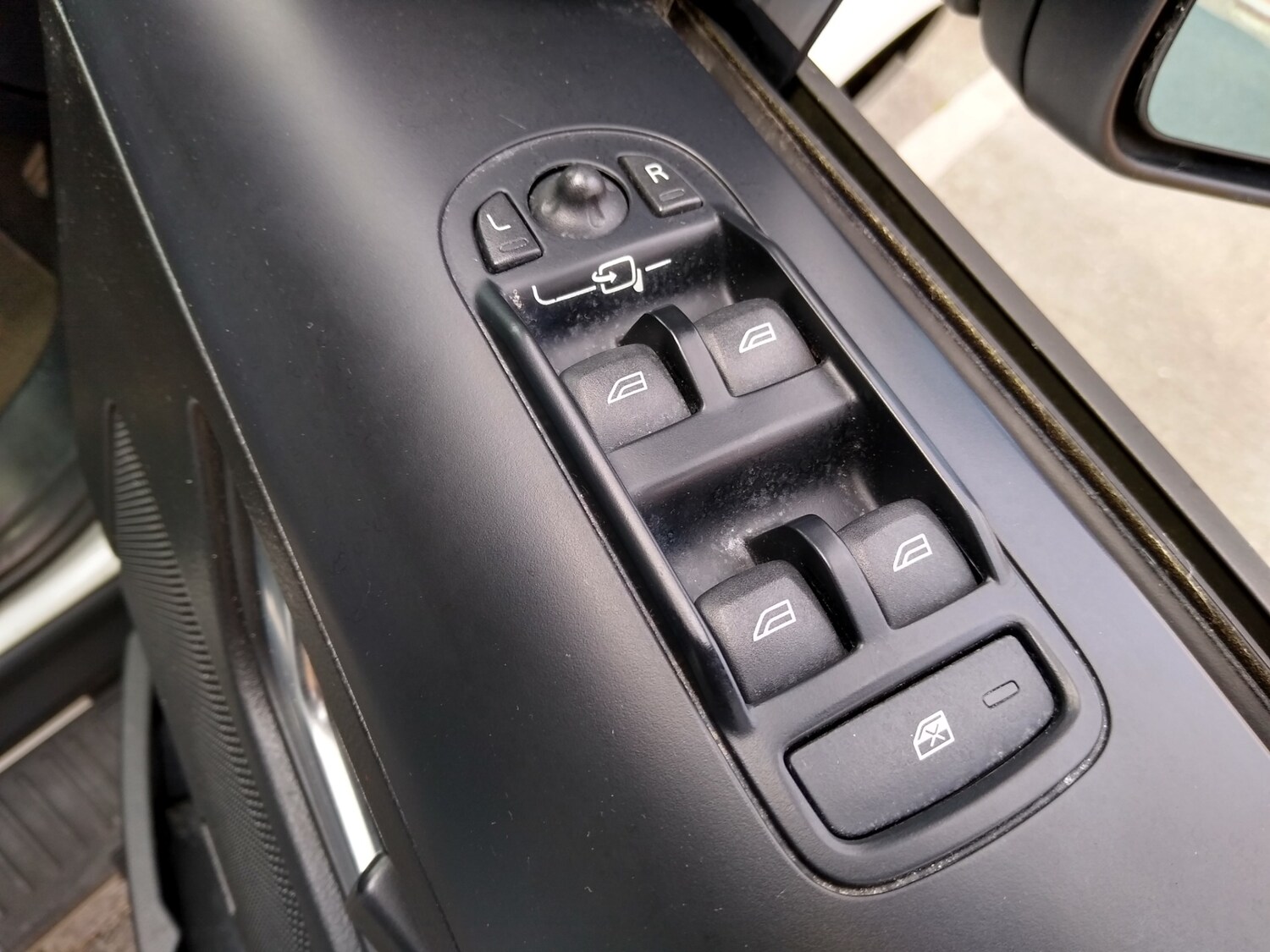 Used Land Rover Freelander 2012 for sale - 76243277: Photo 28