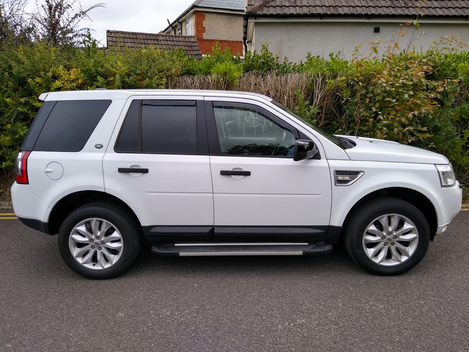 Used Land Rover Freelander 2012 for sale - 76243277: Photo 3