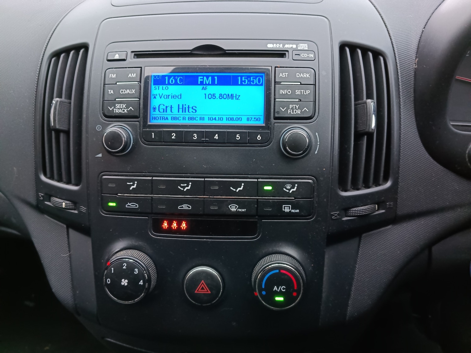 Used Hyundai i30 2010 for sale - 76471342: Photo 19