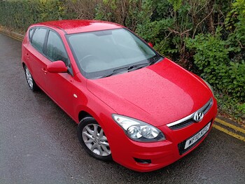Used Hyundai i30 2010 for sale - 76471342: Photo