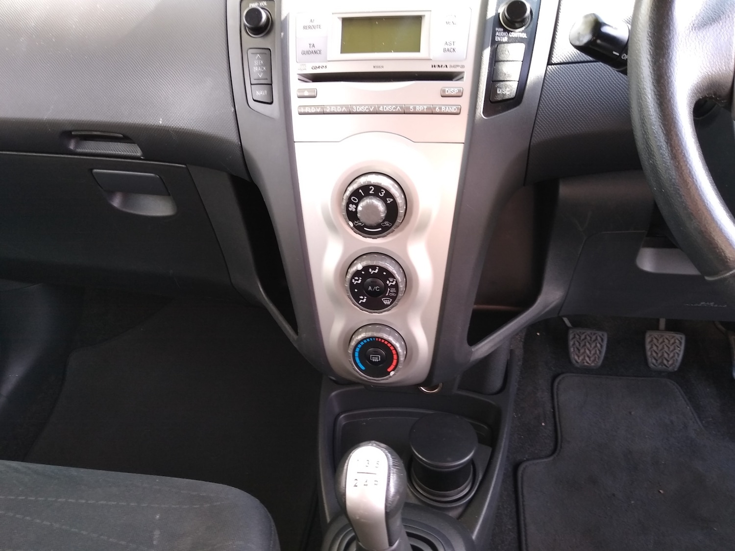 Used Toyota Yaris 2008 for sale - 76450661: Photo 10
