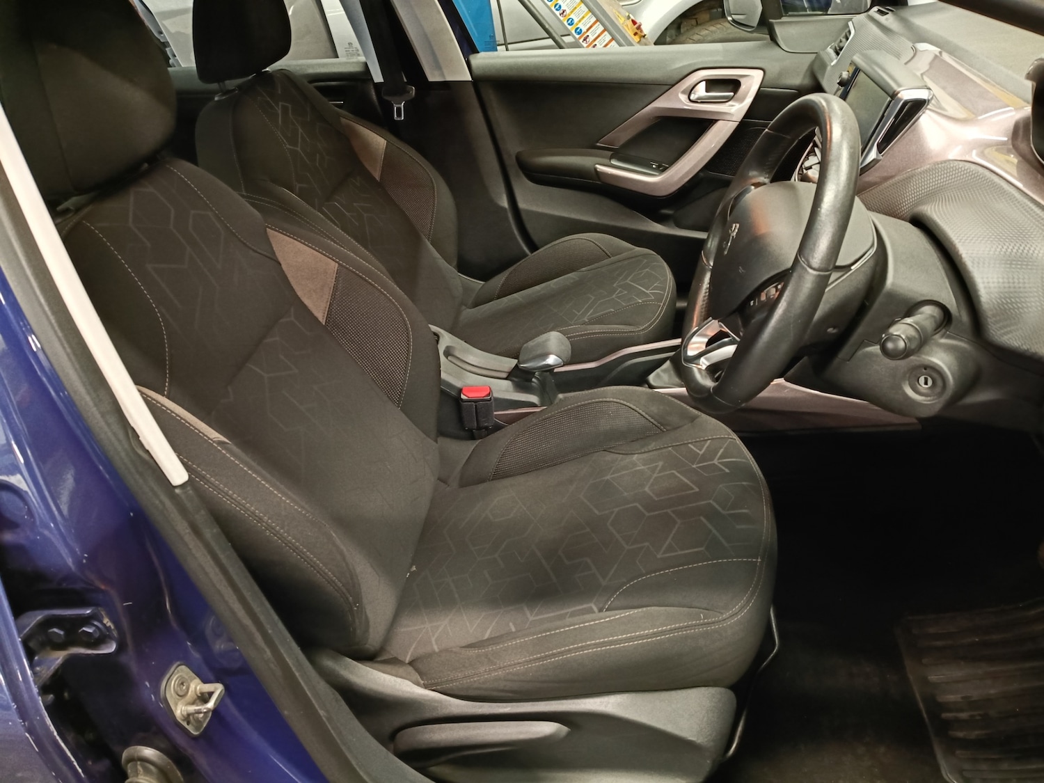 Used Peugeot 2008 2015 for sale - 76471344: Photo 12