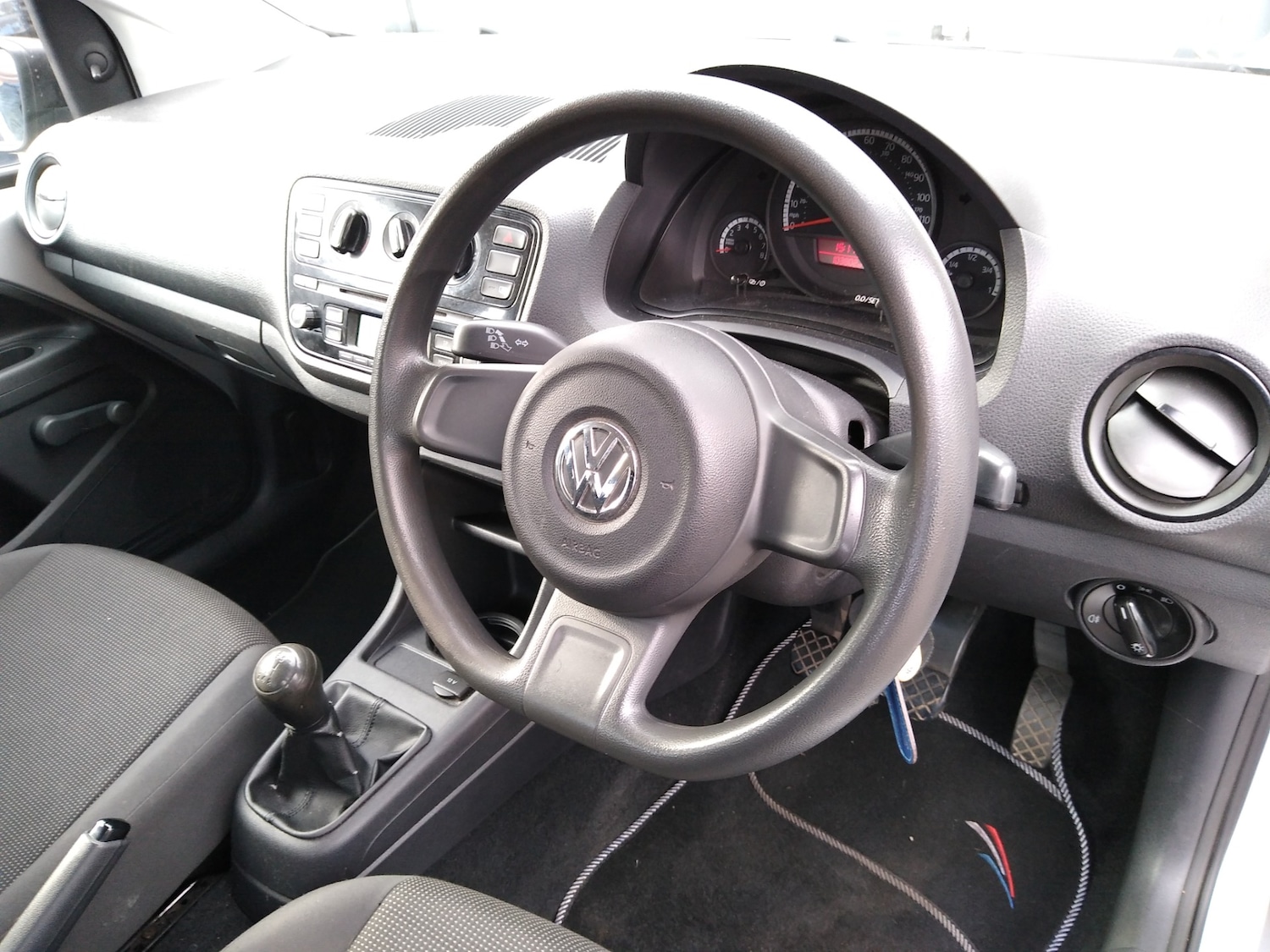 Used Volkswagen up! 2012 for sale - 76172253: Photo 12