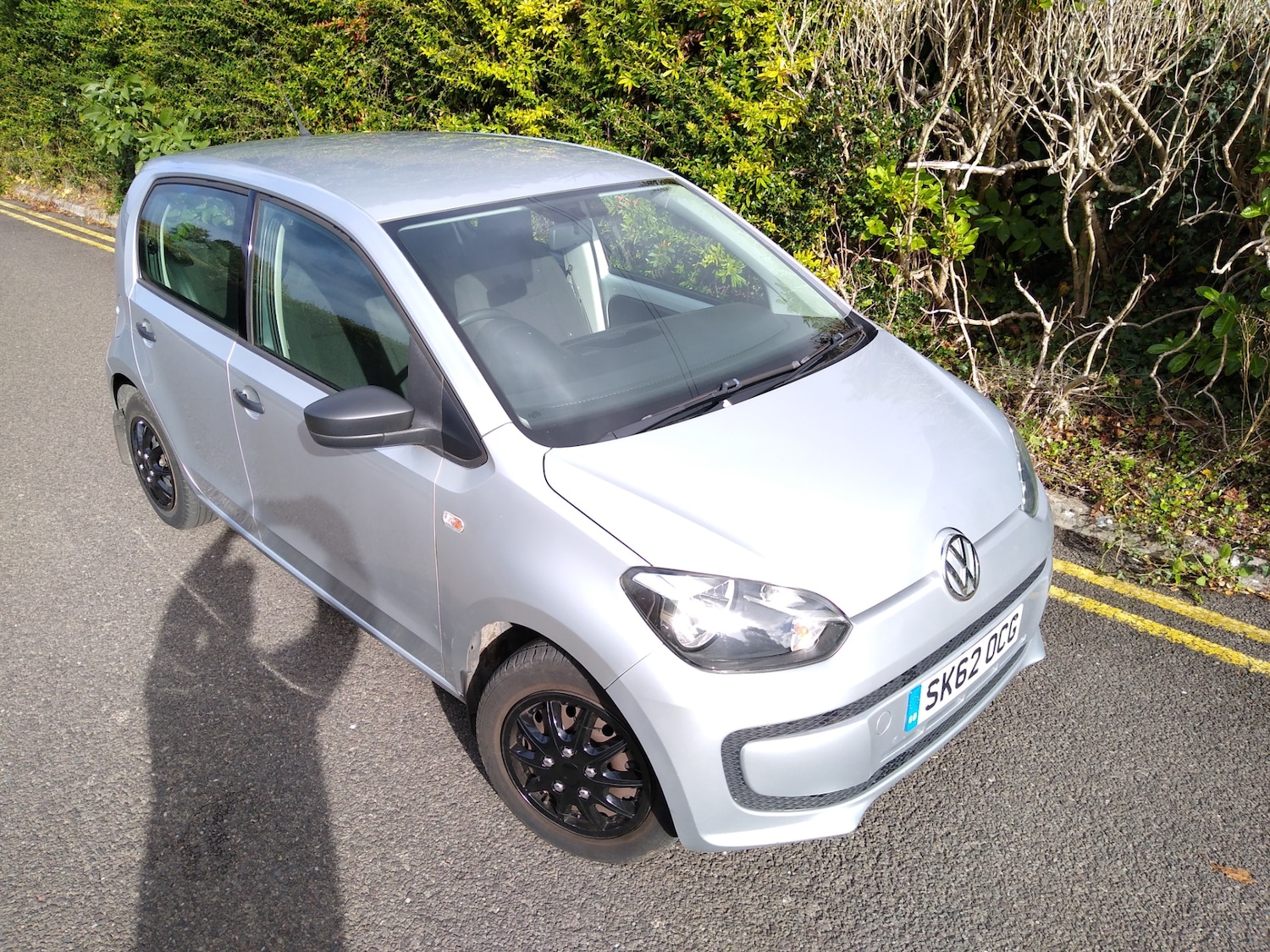 Used Volkswagen up! 2012 for sale - 76172253: Photo 2