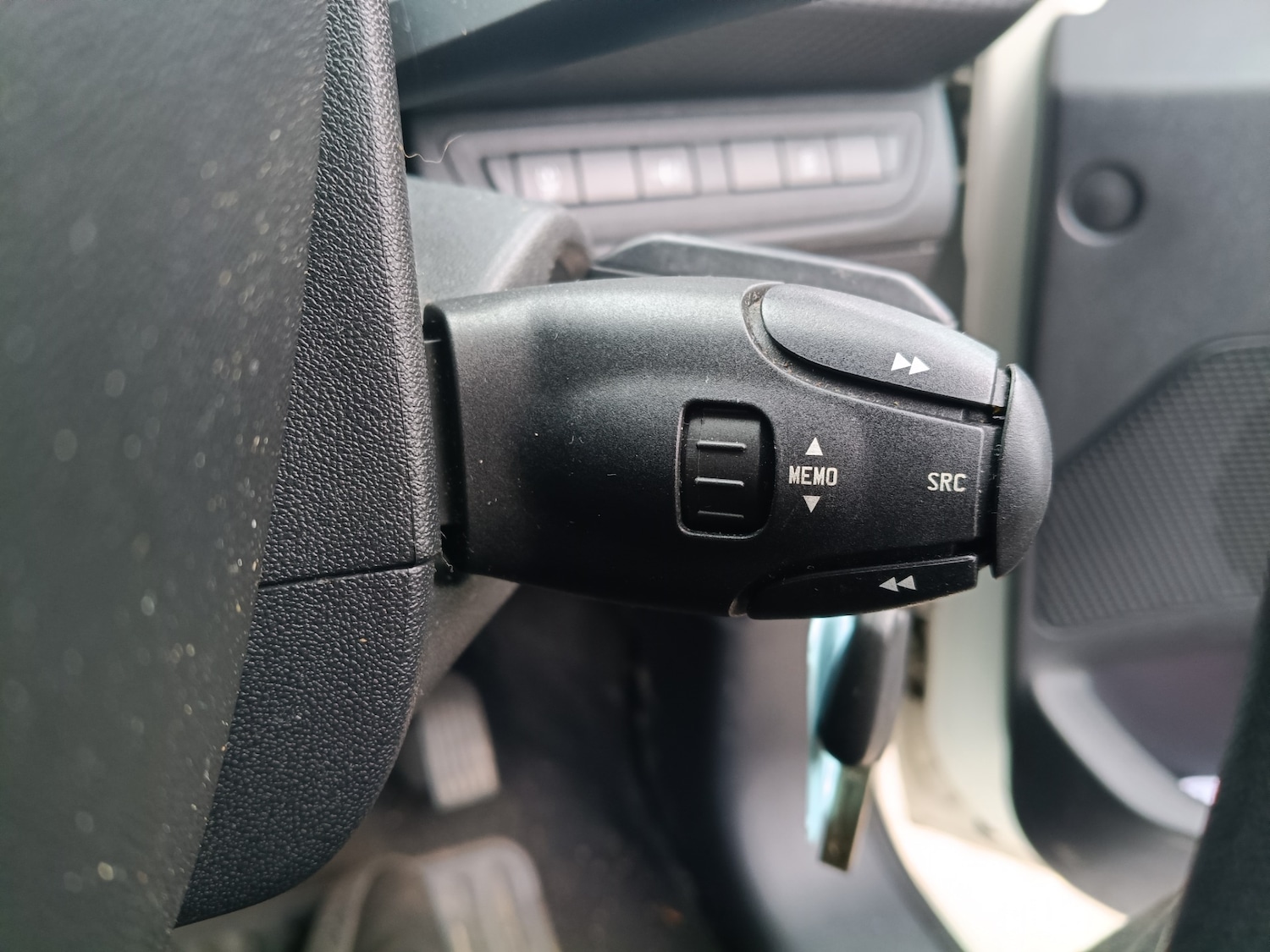 Used Peugeot 208 2015 for sale - 77545357: Photo 22