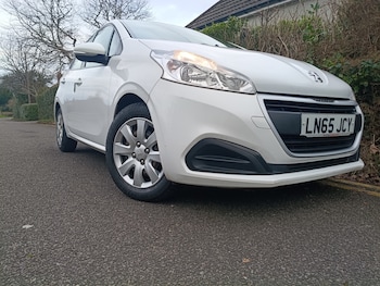 Used Peugeot 208 2015 for sale - 77545357: Photo