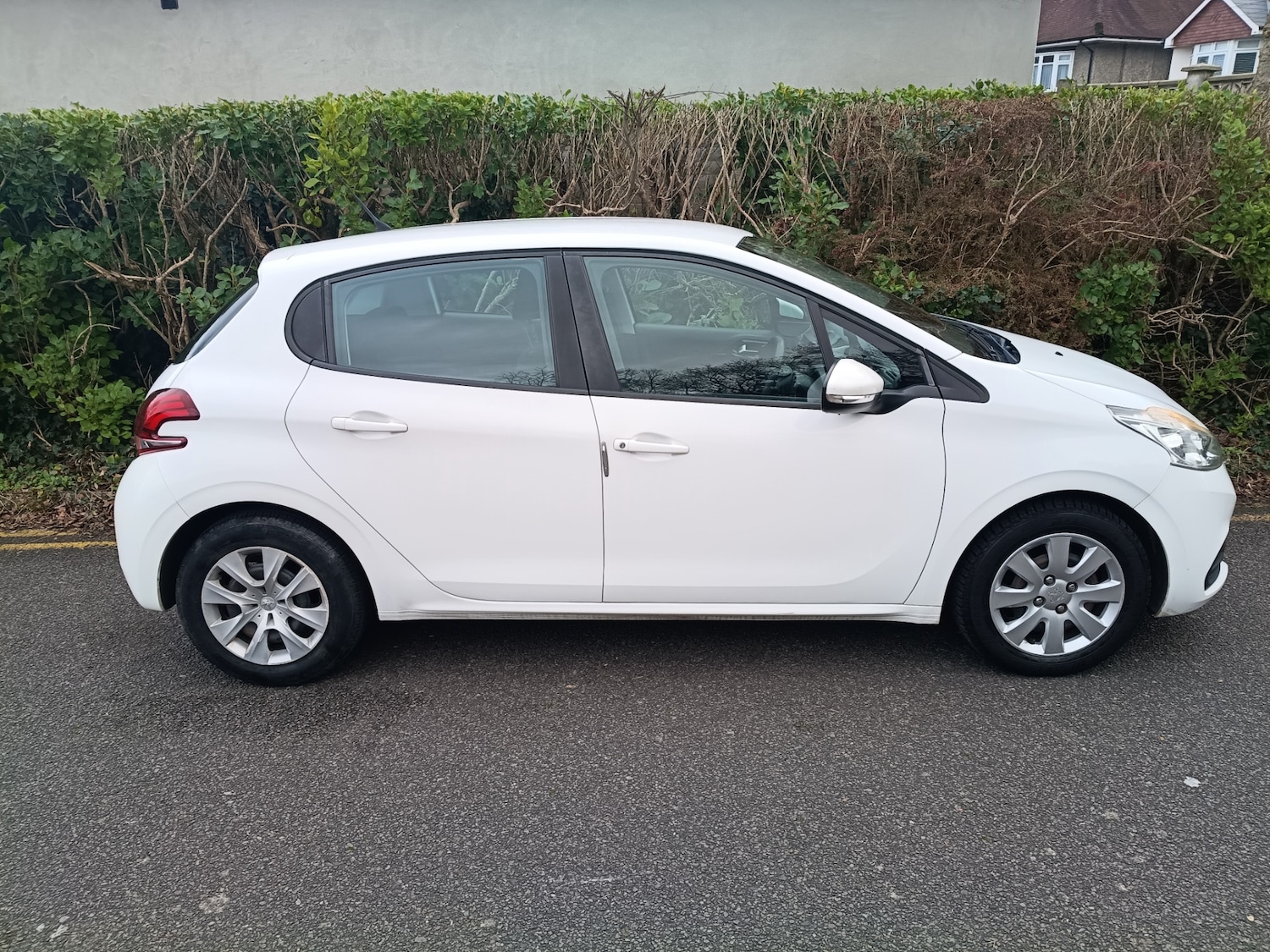 Used Peugeot 208 2015 for sale - 77545357: Photo 4