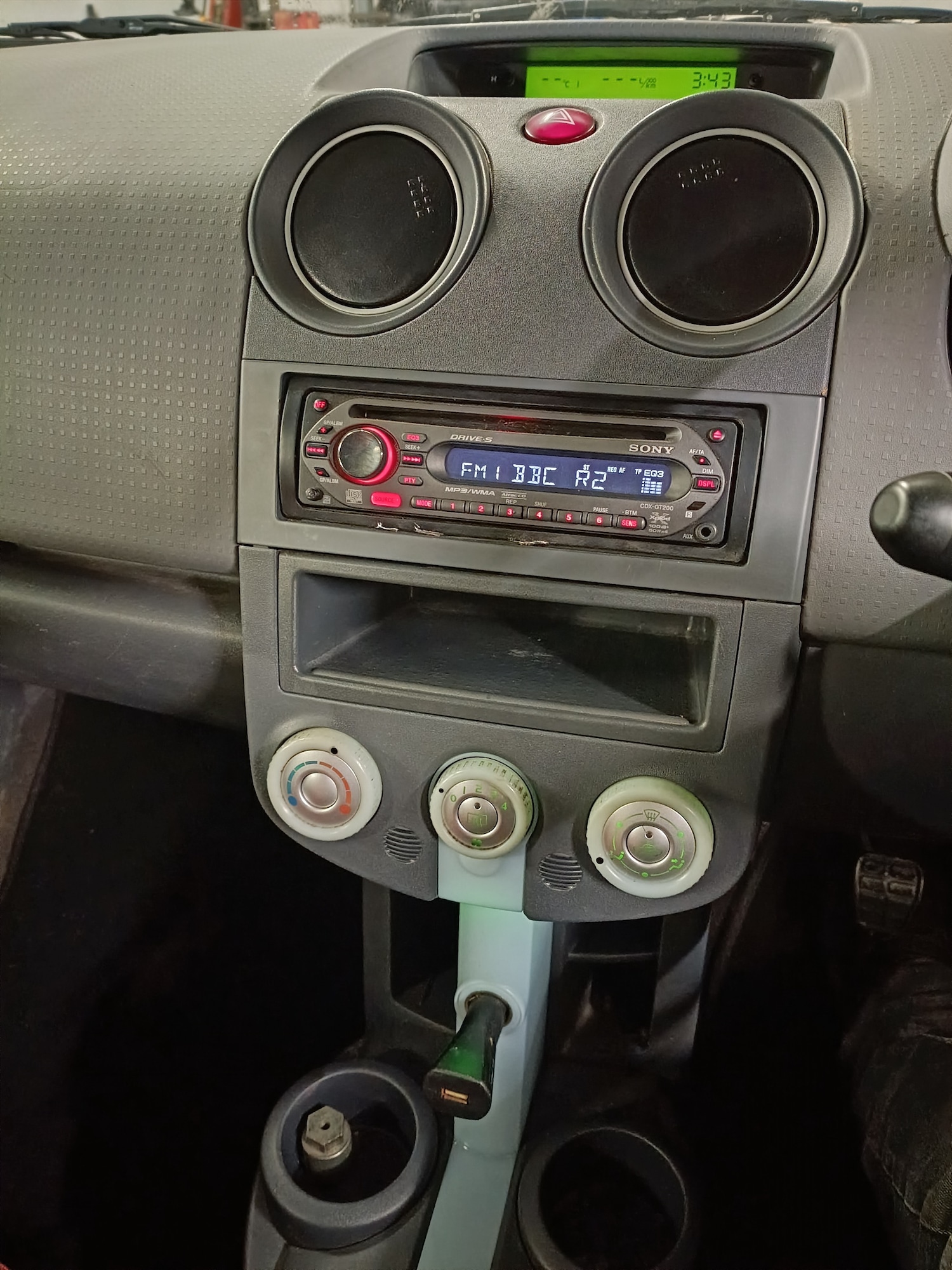 Used Mitsubishi Colt 2007 for sale - 77630953: Photo 22