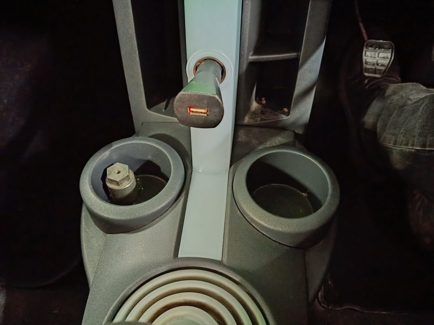 Used Mitsubishi Colt 2007 for sale - 77630953: Photo 25