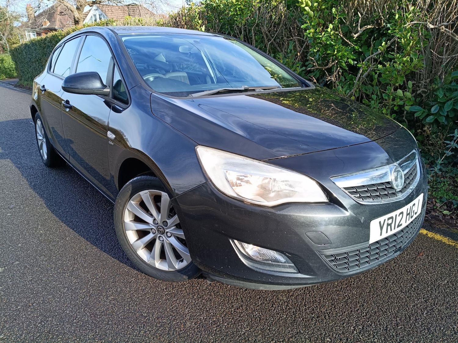 Used Vauxhall Astra 2012 for sale - 77392715: Photo 1
