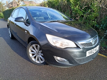 2012 (12) - 1.4i 16V Active 5dr