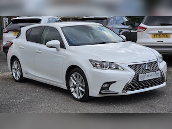 Used Lexus CT 2018 for sale - 79600339: Photo