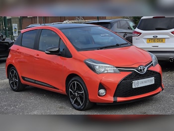 Used Toyota Yaris 2017 for sale - 79115535: Photo