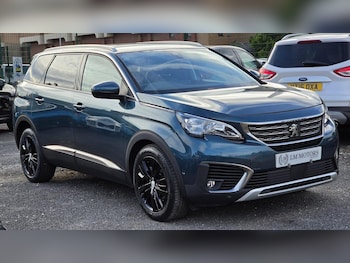 Used Peugeot 5008 2017 for sale - 79111534: Photo