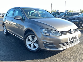 Used Volkswagen Golf 2015 for sale - 75968588: Photo