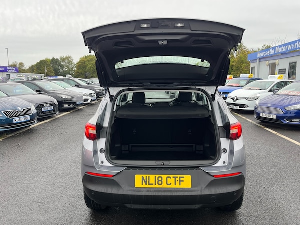 Used Vauxhall Grandland X 2018 for sale - 76157118: Photo 8