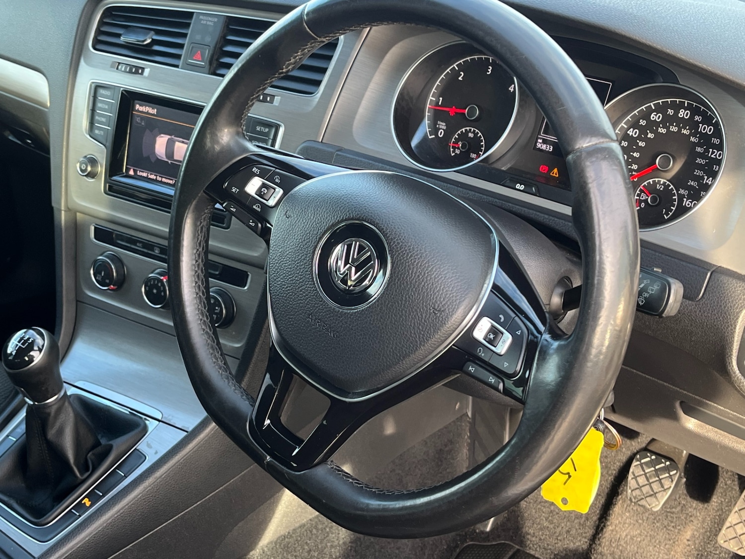 Used Volkswagen Golf 2014 for sale - 76957901: Photo 11