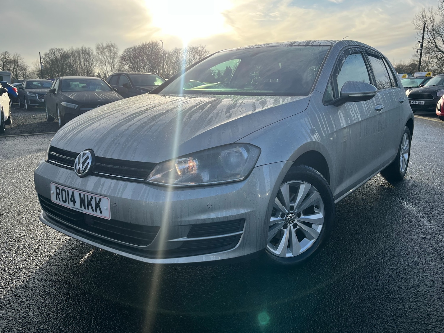 Used Volkswagen Golf 2014 for sale - 76957901: Photo 2
