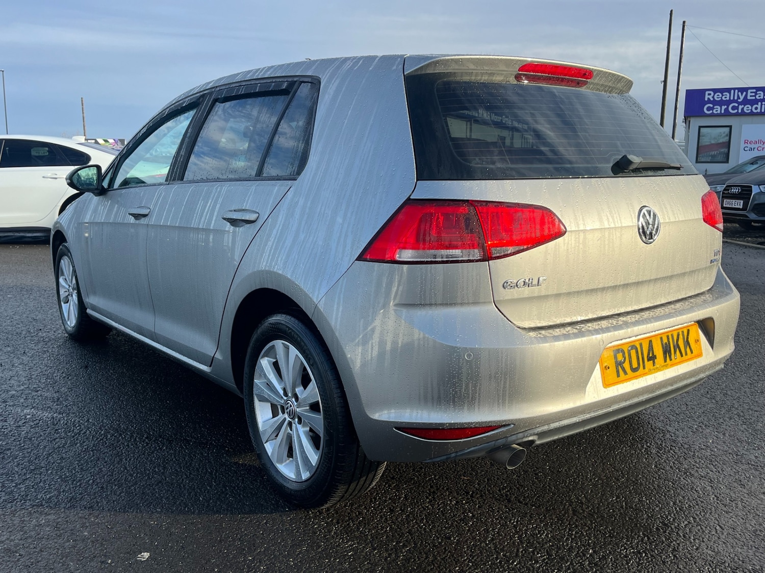 Used Volkswagen Golf 2014 for sale - 76957901: Photo 3