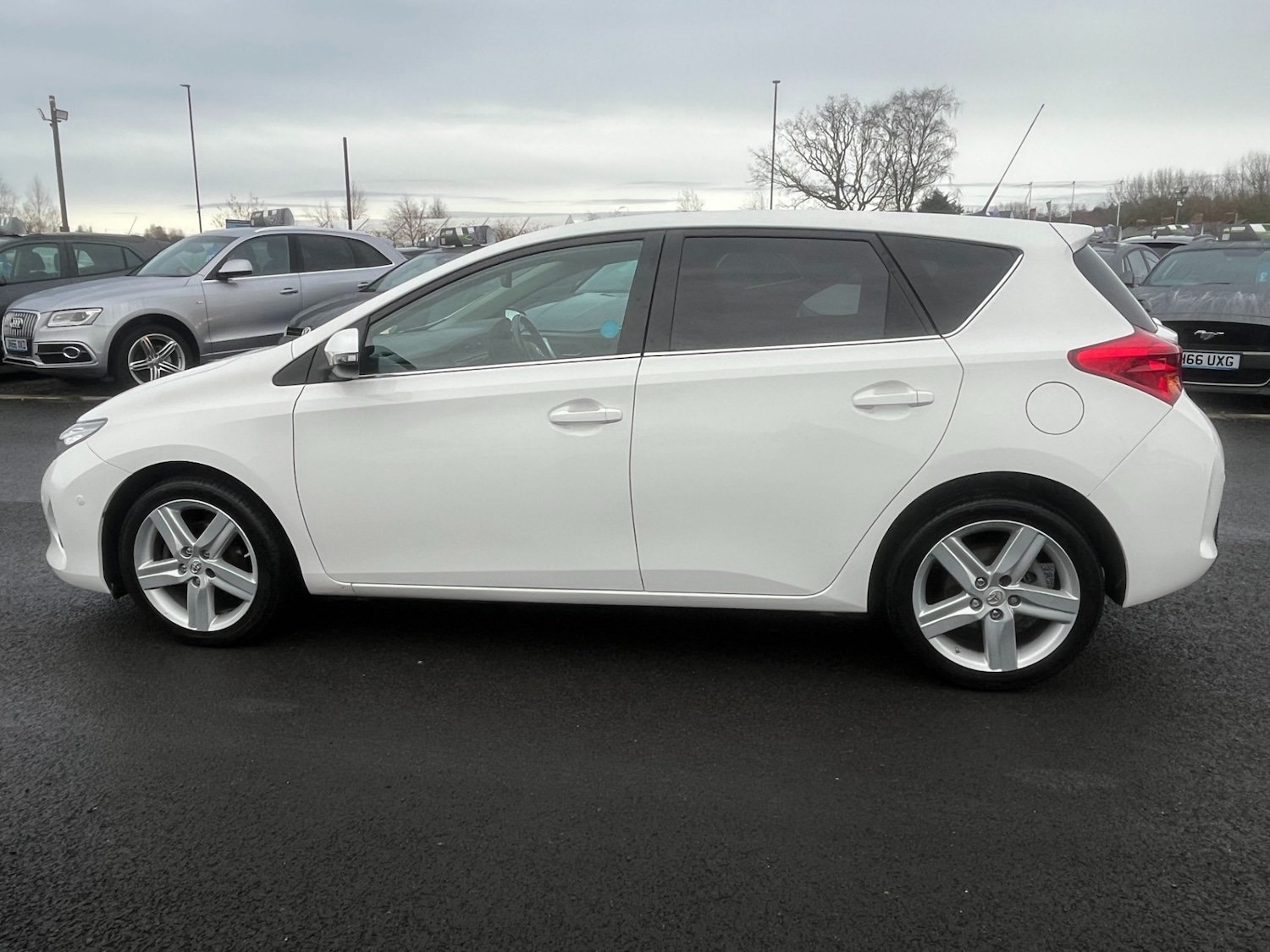 Used Toyota Auris 2014 for sale - 76918939: Photo 6