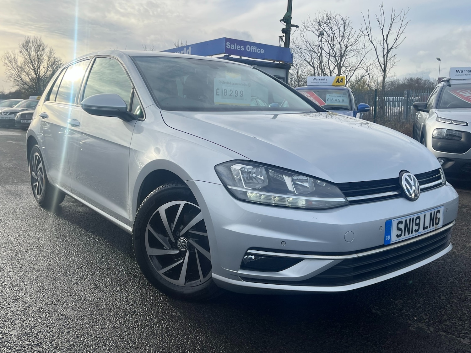 Used Volkswagen Golf 2019 for sale - 76554517: Photo 2