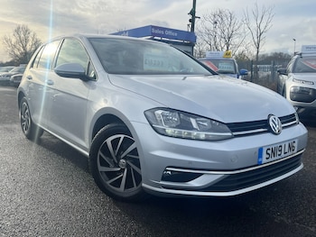 Used Volkswagen Golf 2019 for sale - 76554517: Photo