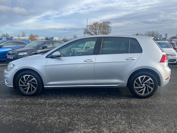 Used Volkswagen Golf 2019 for sale - 76554517: Photo