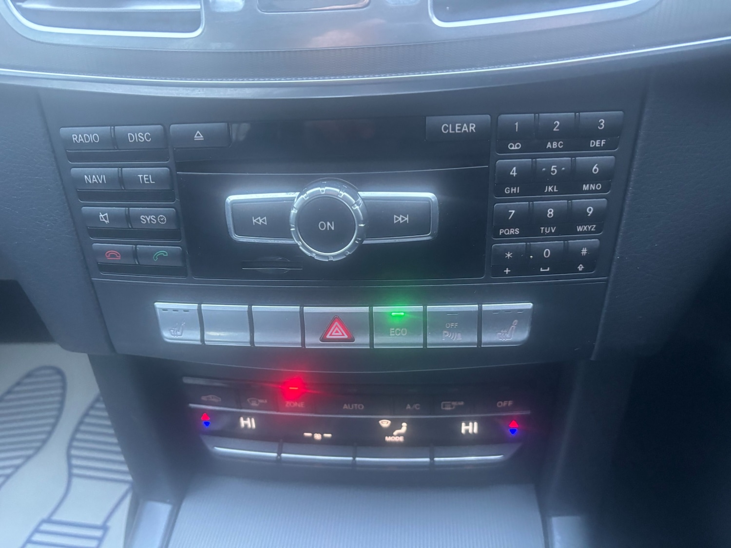 Used Mercedes-Benz E Class 2014 for sale - 77377715: Photo 20