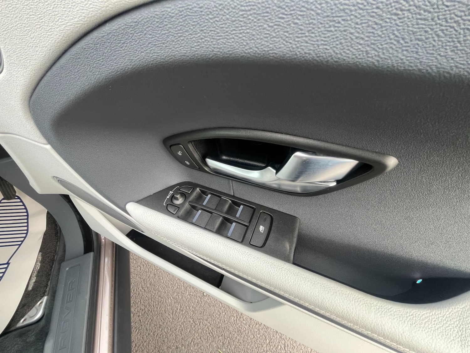 Used Land Rover Range Rover Evoque 2015 for sale - 77603789: Photo 17