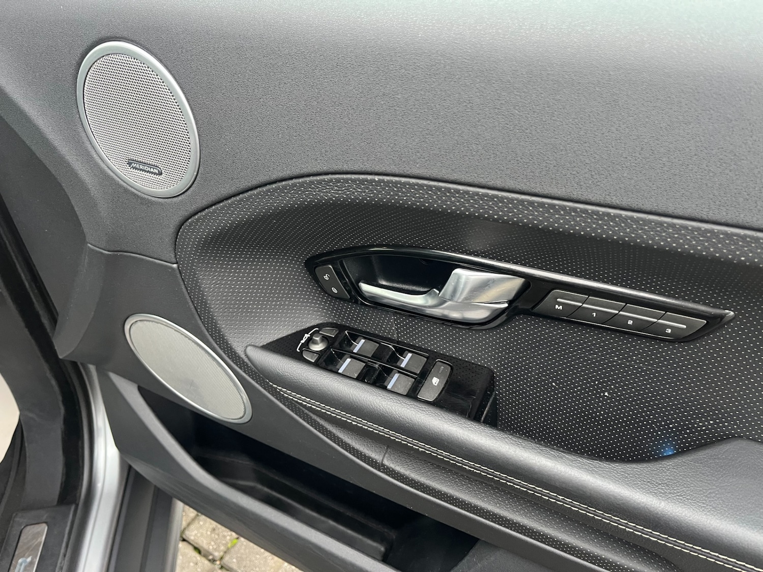 Used Land Rover Range Rover Evoque 2012 for sale - 76919049: Photo 17