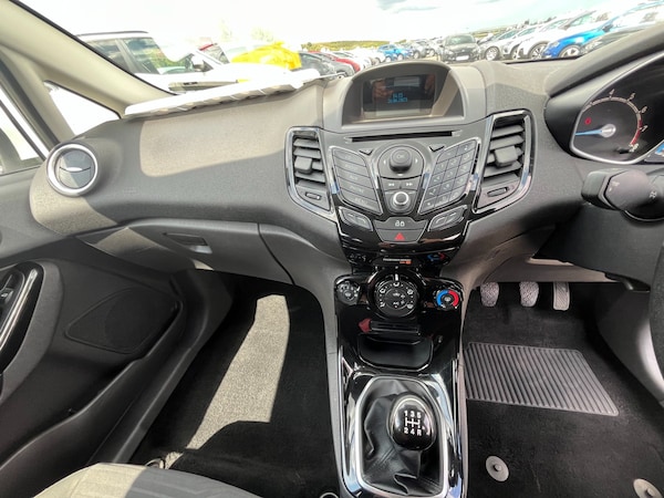 Used Ford Fiesta 2013 for sale - 75096507: Photo 17