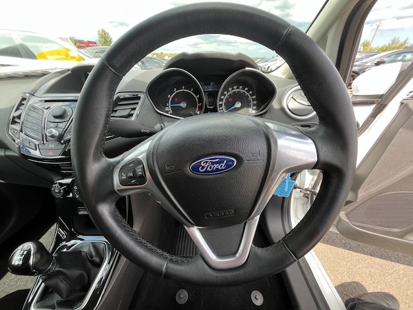 Used Ford Fiesta 2013 for sale - 75096507: Photo 18