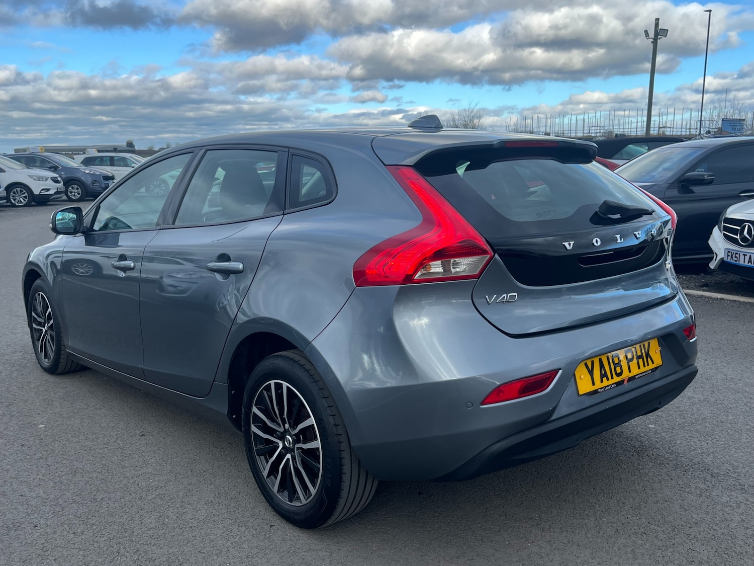 Used Volvo V40 2018 for sale - 77818661: Photo 7