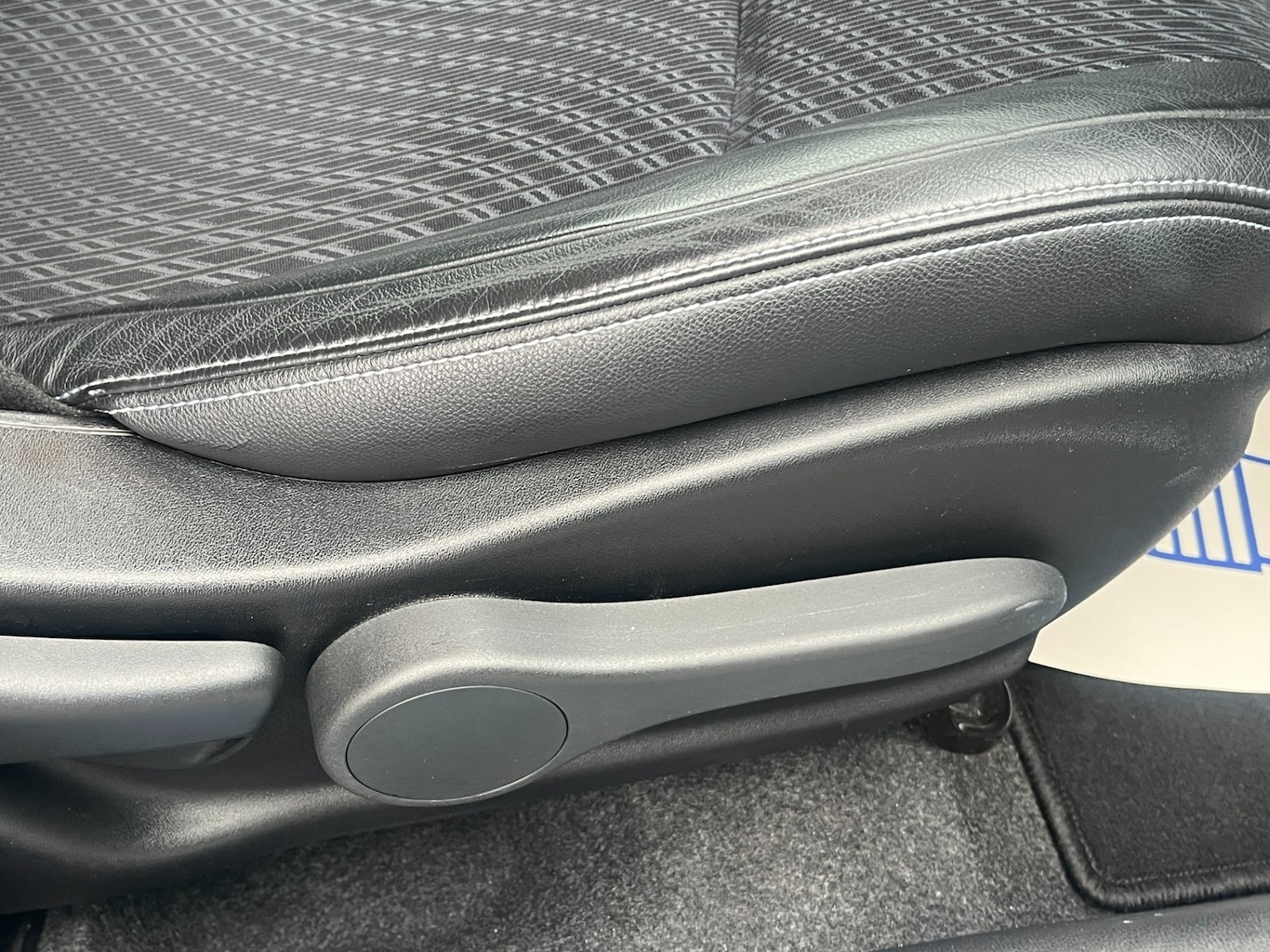 Used Nissan Note 2015 for sale - 76722419: Photo 24