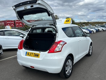 Used Suzuki Swift 2017 for sale - 75737043: Photo