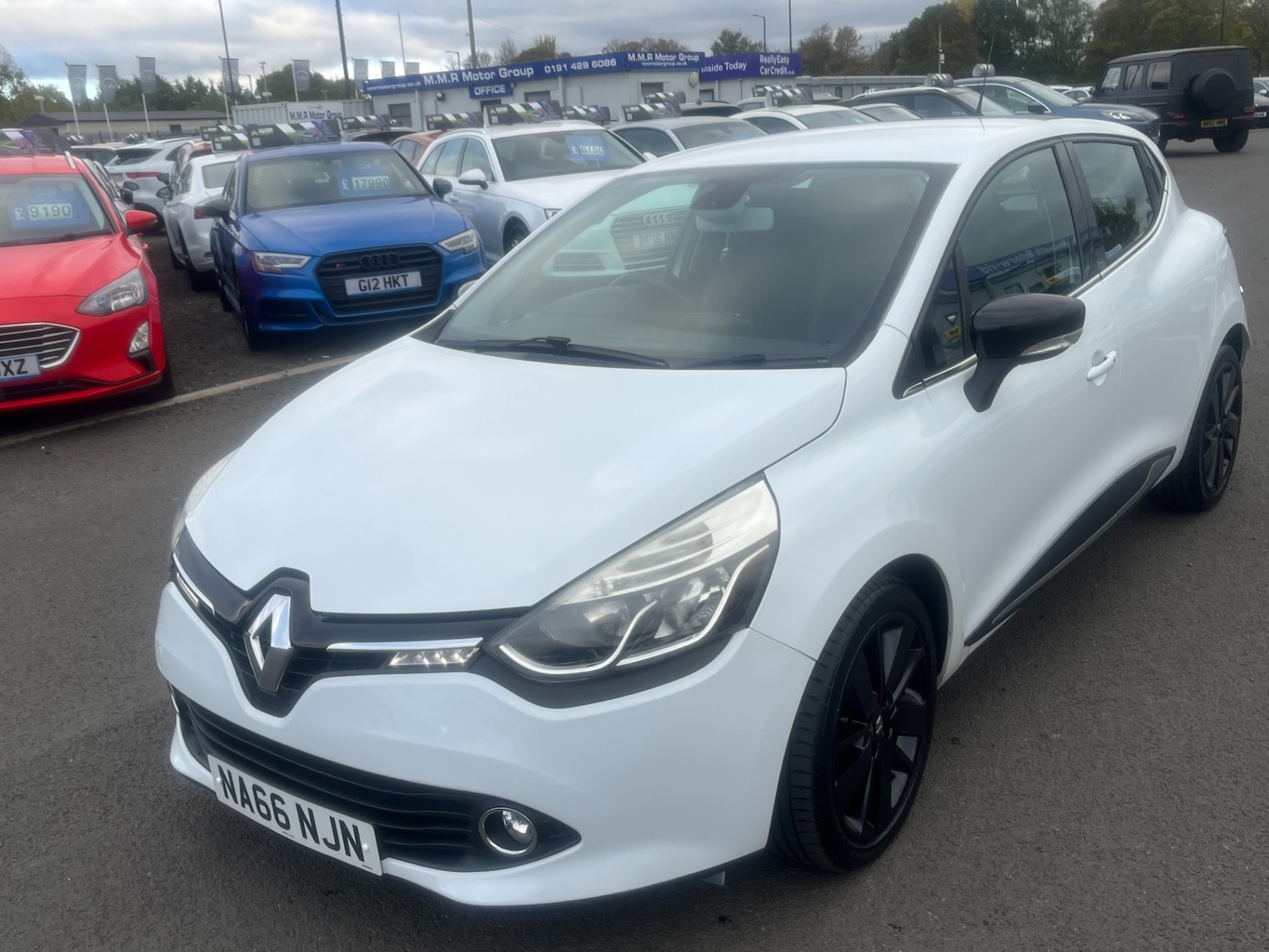 Used Renault Clio 2016 for sale - 76276897: Photo 9