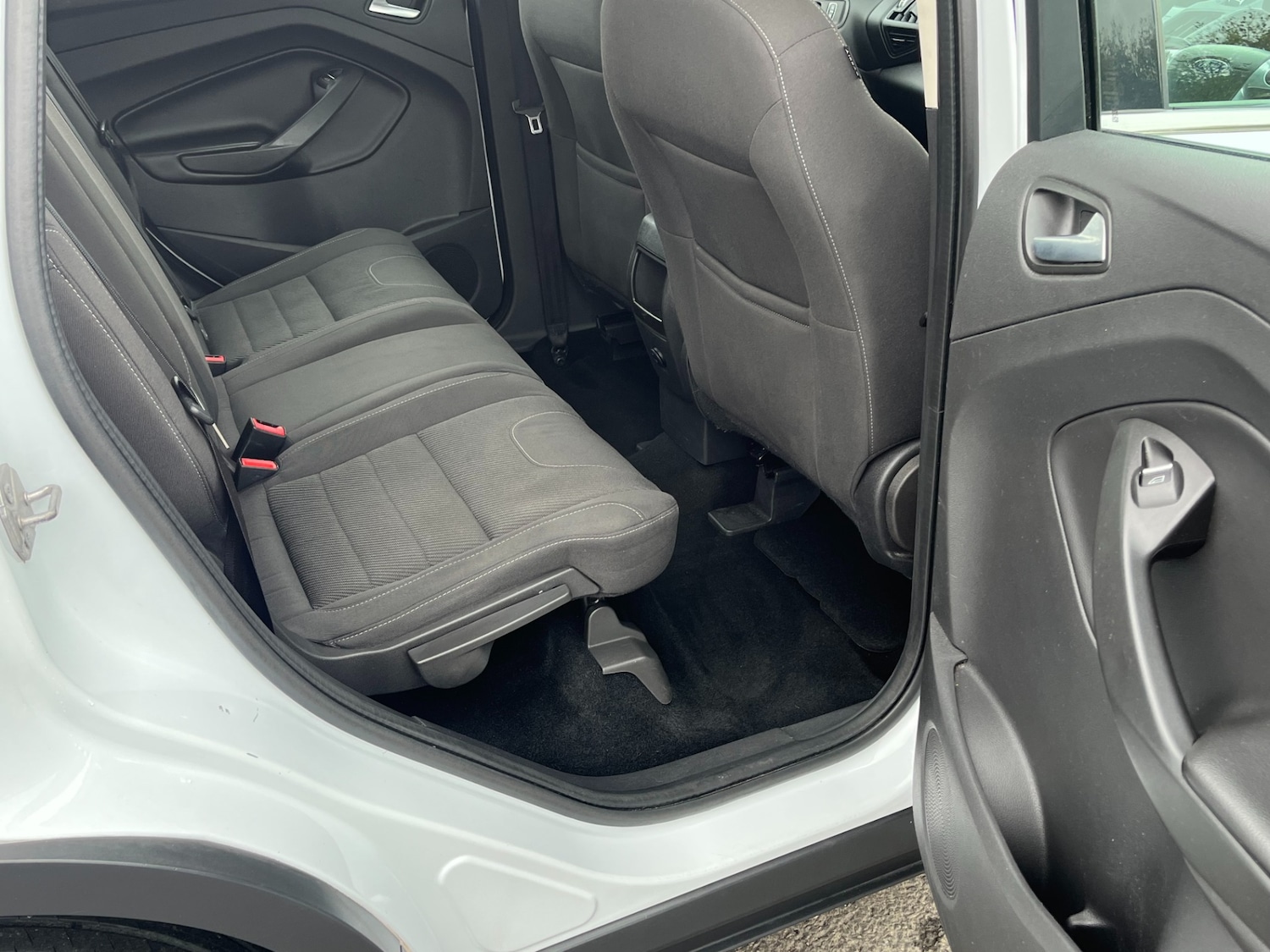 Used Ford Kuga 2014 for sale - 76170496: Photo 15