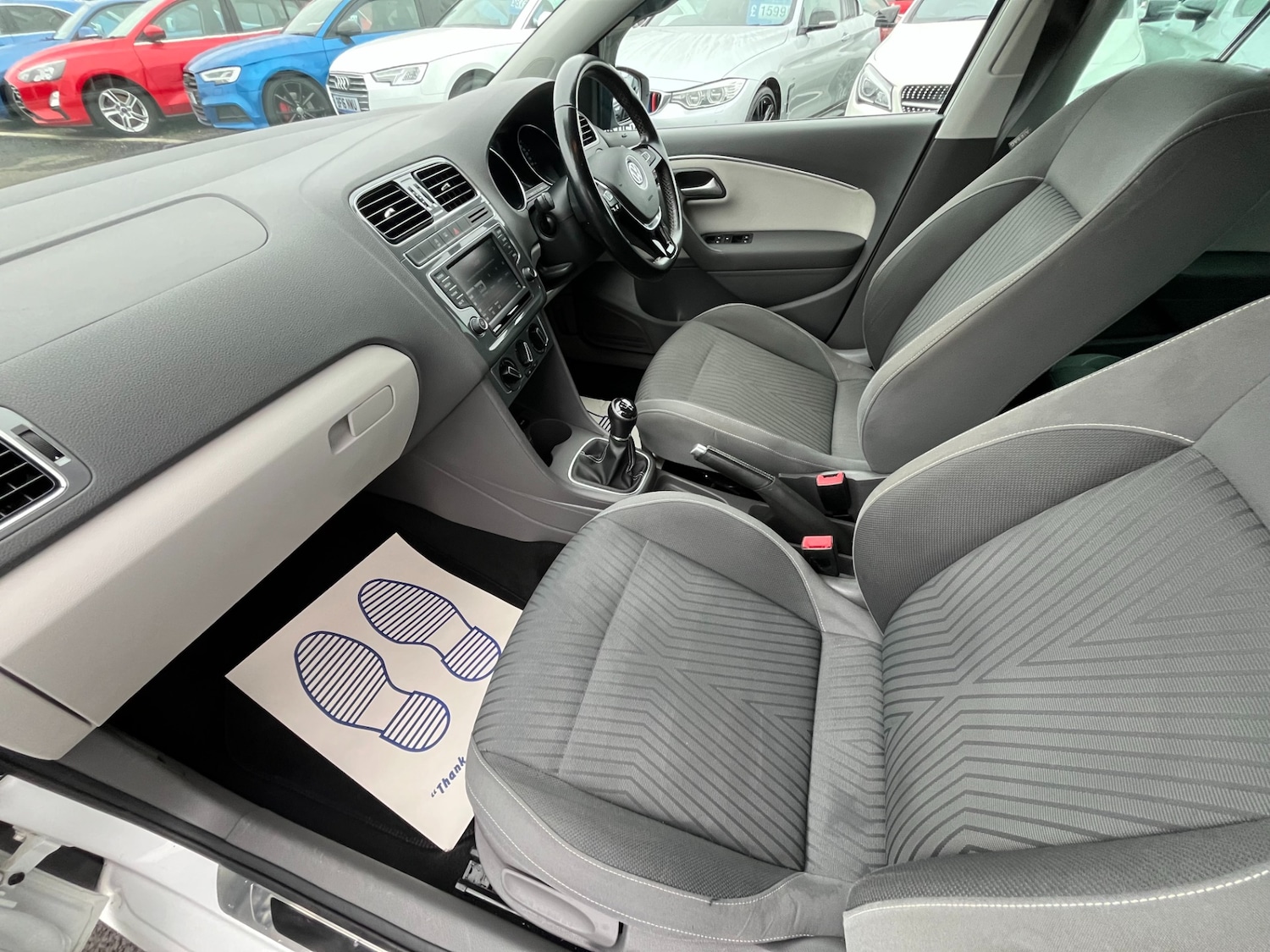 Used Volkswagen Polo 2015 for sale - 76263132: Photo 12