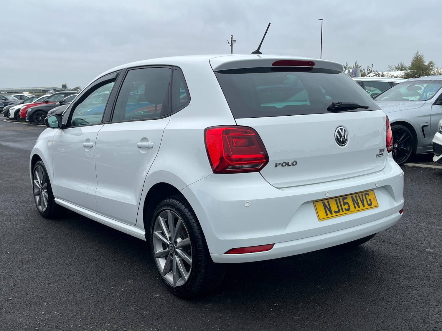 Used Volkswagen Polo 2015 for sale - 76263132: Photo 4
