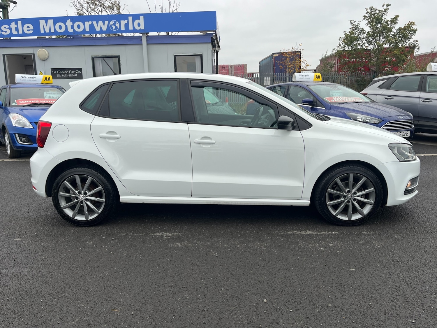 Used Volkswagen Polo 2015 for sale - 76263132: Photo 5