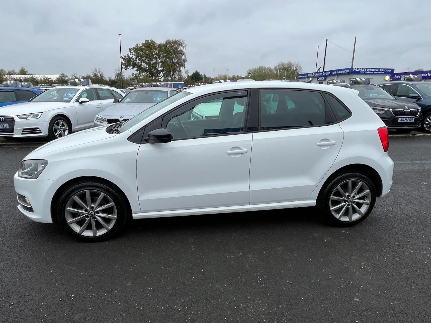 Used Volkswagen Polo 2015 for sale - 76263132: Photo 9