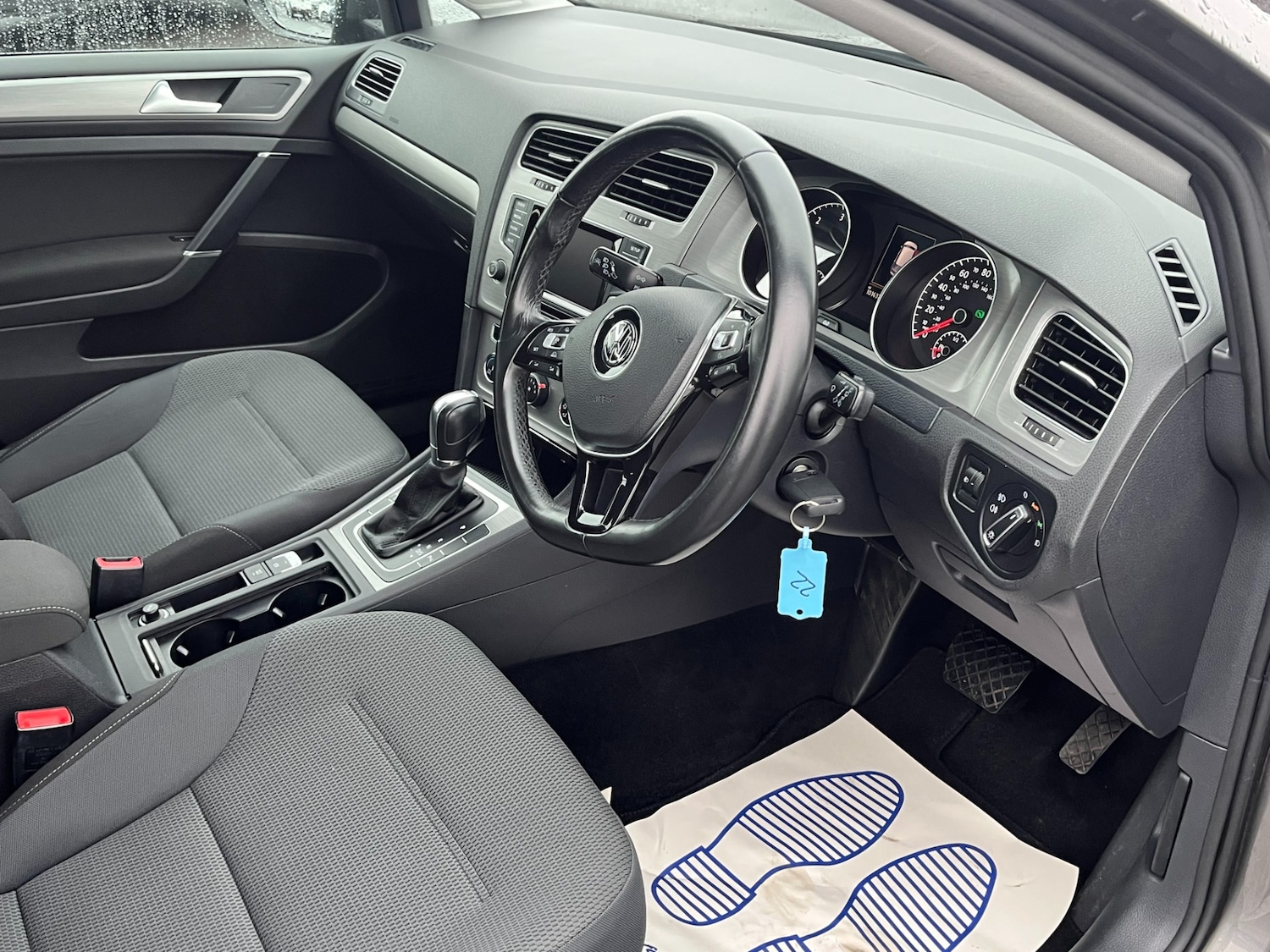 Used Volkswagen Golf 2014 for sale - 77474893: Photo 10